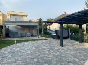 Balatonkenese Sunshine Villa, Balatonkenese